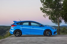 2016 Ford Focus RS side