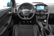 2016 Ford Focus RS cockpit