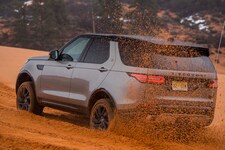 2017 Land Rover Discovery off road 42