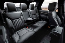 2017 Land Rover Discovery rear interior seats