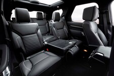 2017 Land Rover Discovery rear interior
