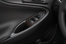 2017 Chevrolet Malibu 20T Premier interior door panel