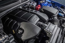 2017 Chevrolet SS engine 02