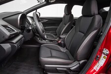 2017 Subaru Impreza 20i sport front interior seats