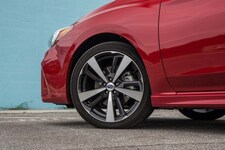 2017 Subaru Impreza 20i sport front wheels