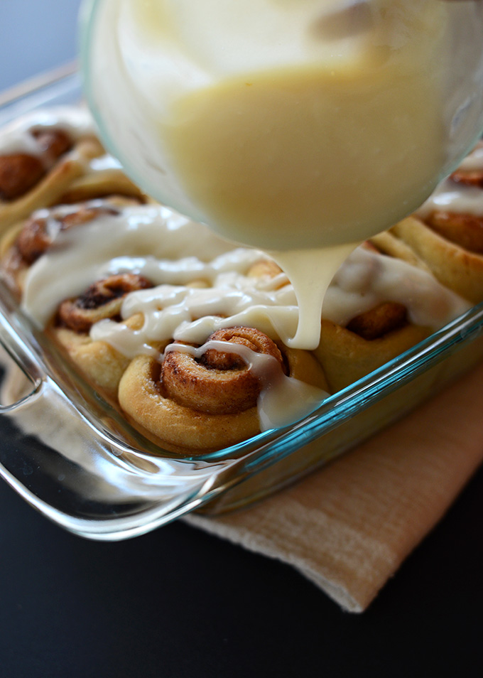 Vegan Cinnamon Rolls with Cream Cheese Icing! 7 Ingredients only | minimalistbaker.com