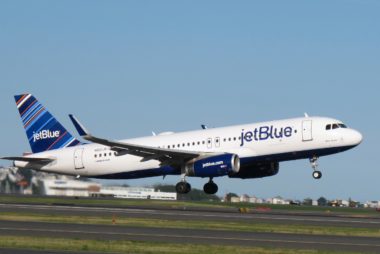 04-jetblue-These-Are-the-Best-and-Worst-Domestic-Airlines-via-bluemedia.investproductions.com